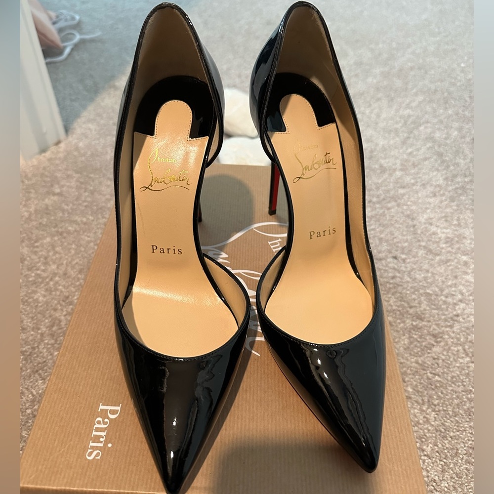 NWT Louboutin Iriza 100mm in patent black, never worn